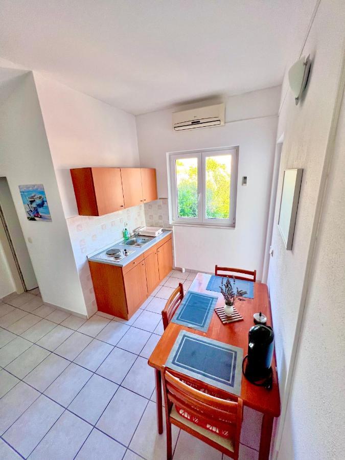 Apartments Mdk Kate Трогір Екстер'єр фото