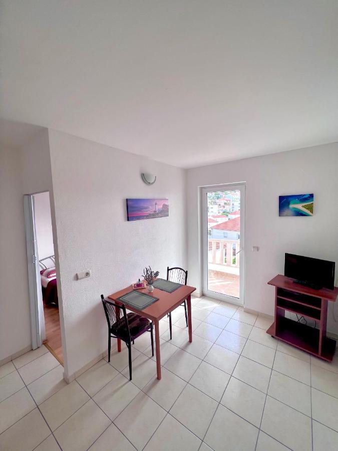 Apartments Mdk Kate Трогір Екстер'єр фото